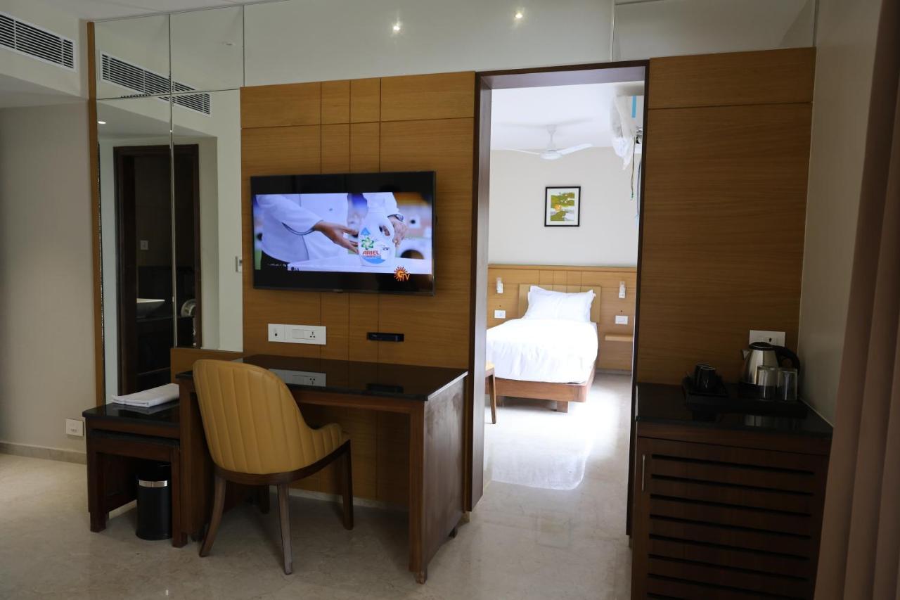 M Central شيناي المظهر الخارجي الصورة
